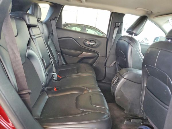 2019 JEEP CHEROKEE LATITUDE PLUS FWD