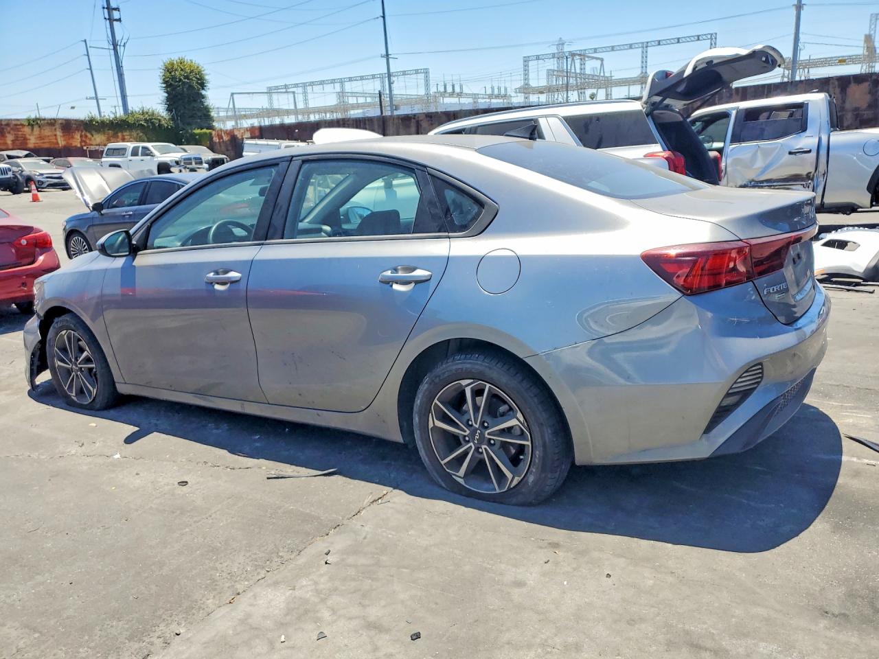 2022 KIA FORTE FE, LXS
