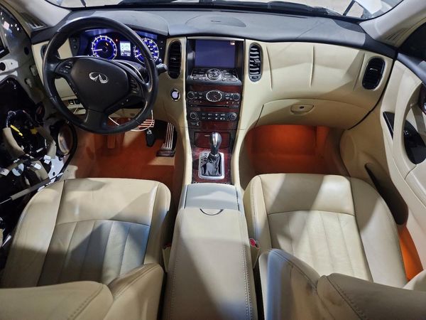 2016 INFINITI QX50