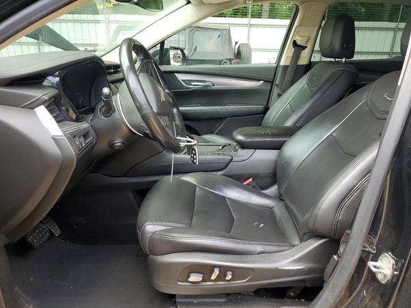 2019 CADILLAC XT5 Premium Luxury