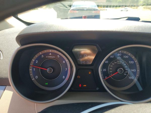 2014 HYUNDAI ELANTRA