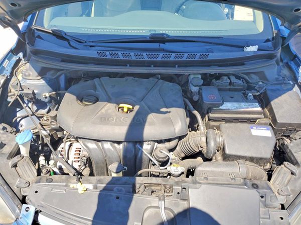 2014 HYUNDAI ELANTRA