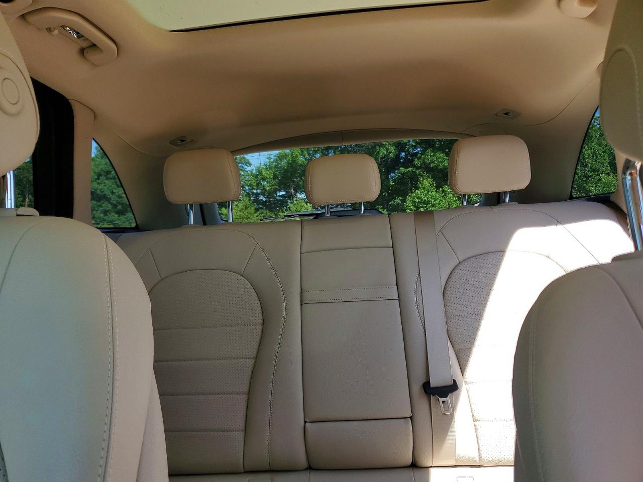 2022 MERCEDES-BENZ GLC GLC300