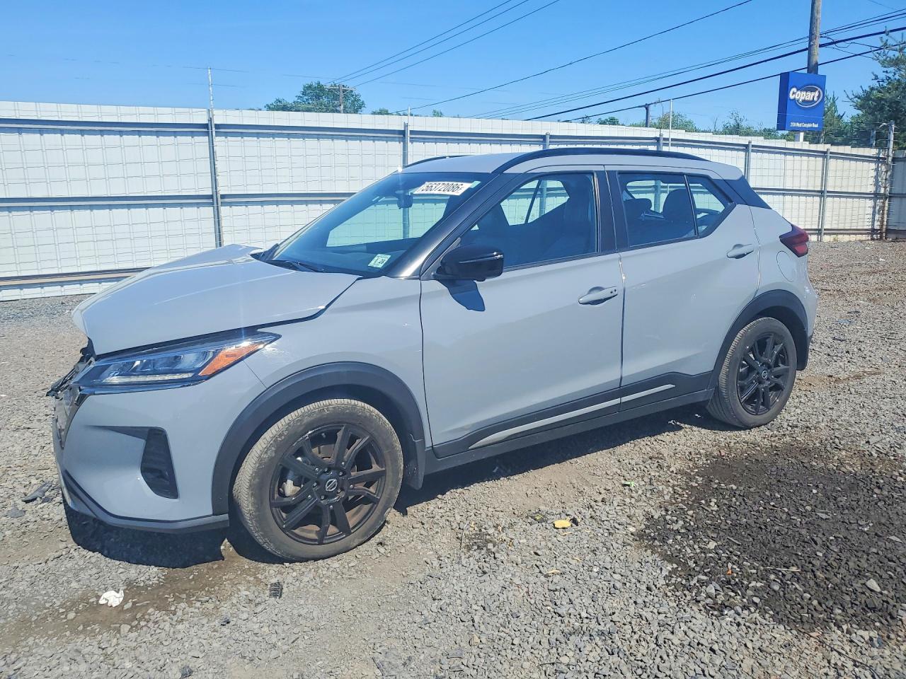 2023 NISSAN KICKS