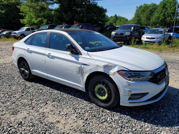 2019 VOLKSWAGEN JETTA S, SE, R-Line
