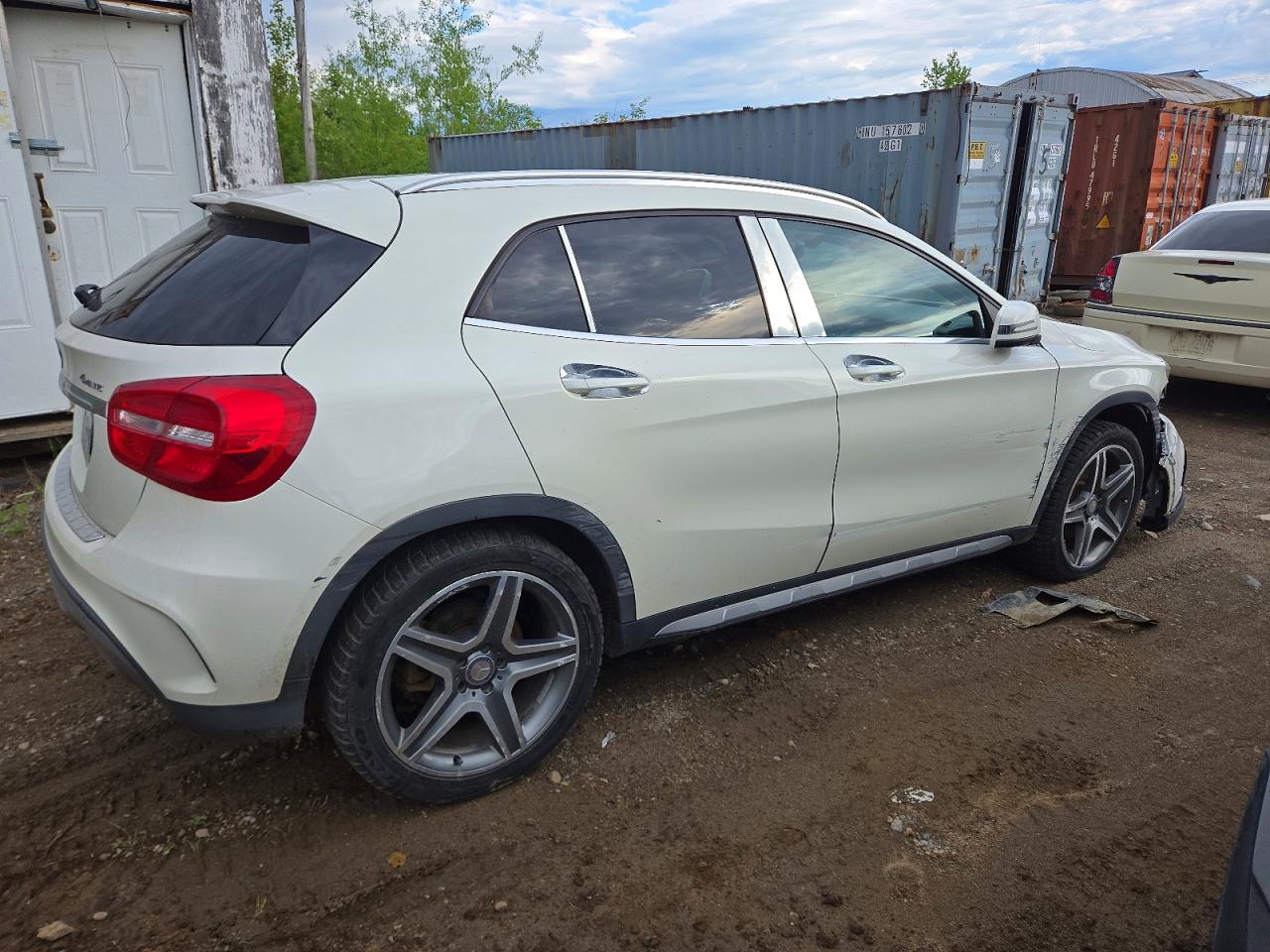2016 MERCEDES-BENZ GLA GLA250-4M
