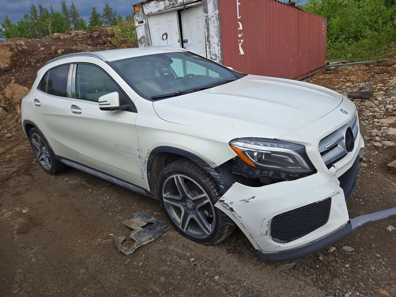 2016 MERCEDES-BENZ GLA GLA250-4M