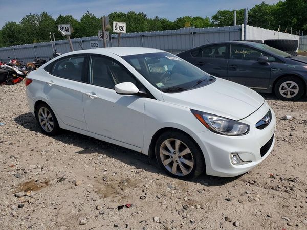 2013 HYUNDAI ACCENT