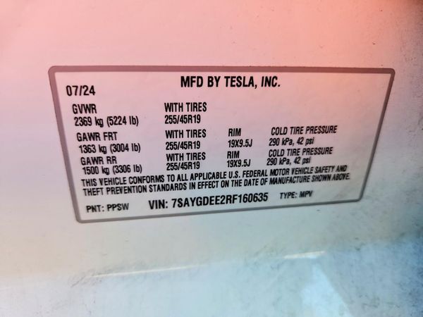 2024 TESLA MODEL Y