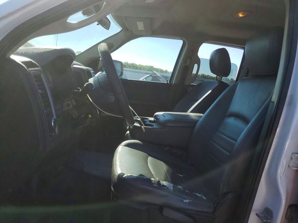 2014 RAM 1500 ST QUAD CAB 4X4