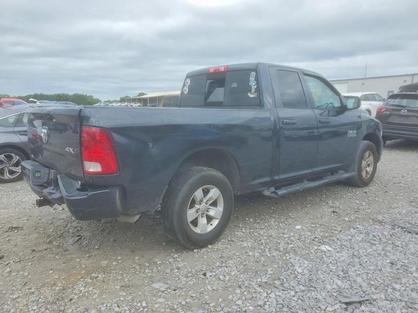 2018 RAM 1500 ST