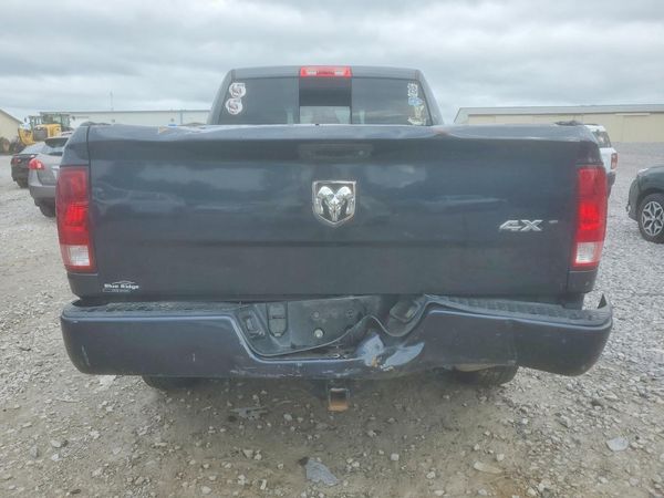 2018 RAM 1500 ST