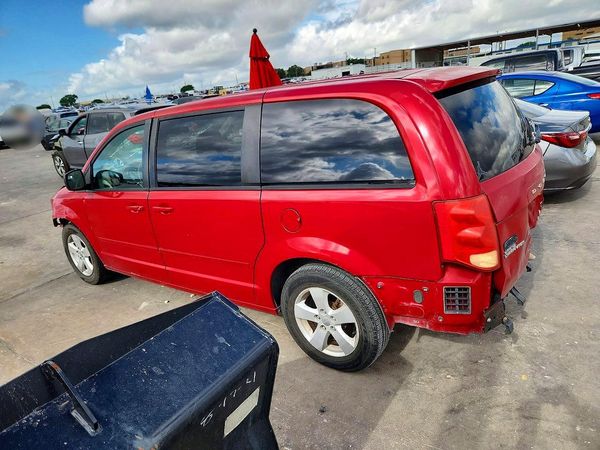 2013 DODGE GRAND CARAVAN