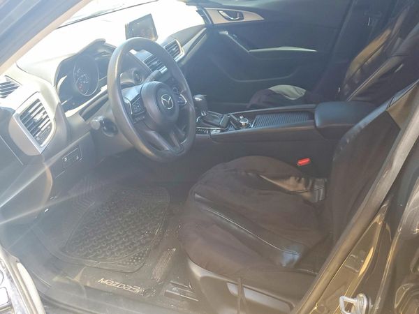 2018 MAZDA 3 Sport
