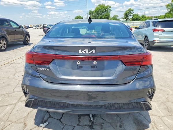 2024 KIA FORTE