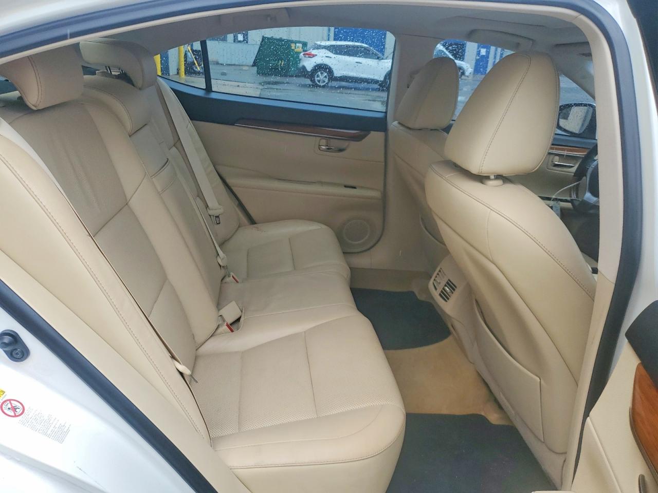 2014 LEXUS ES 300h