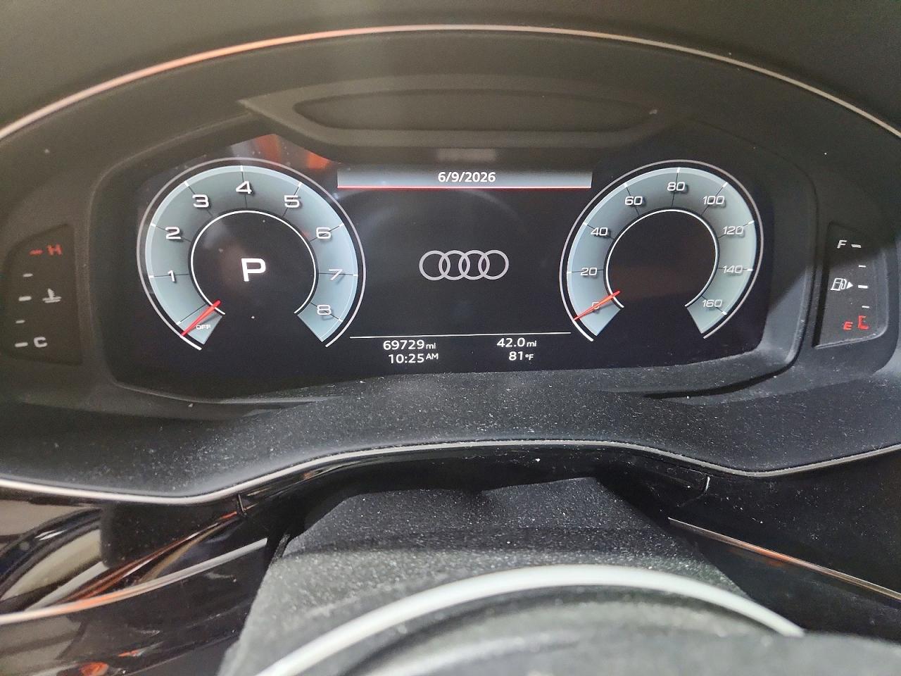 2021 AUDI Q7 quattro Premium Plus