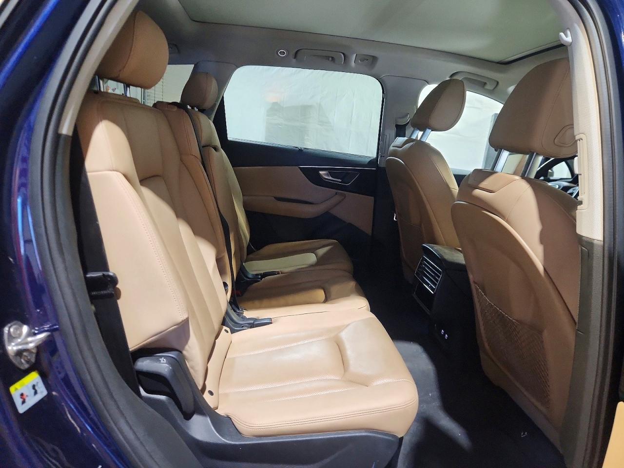 2021 AUDI Q7 quattro Premium Plus