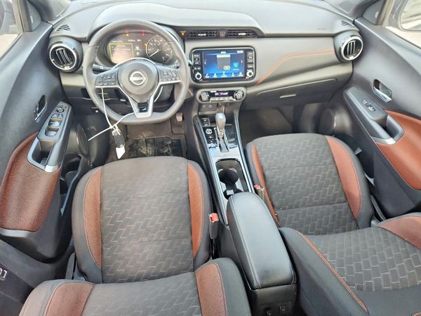 2024 NISSAN KICKS SR