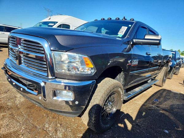 2017 RAM 2500 SLT MEGA CAB 4X4