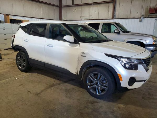 2023 KIA SELTOS LX