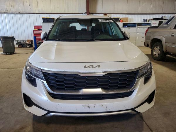 2023 KIA SELTOS LX