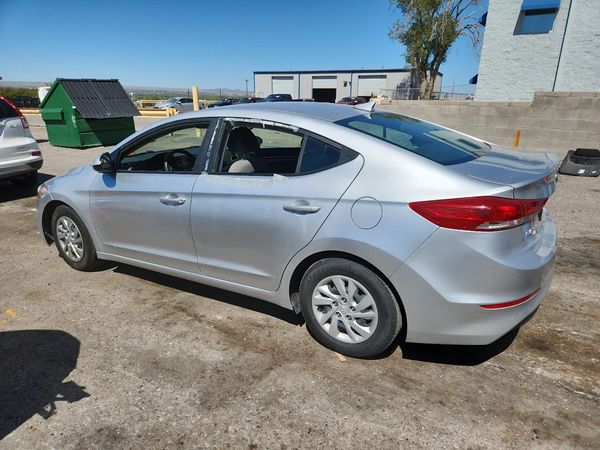2017 HYUNDAI ELANTRA SE Base