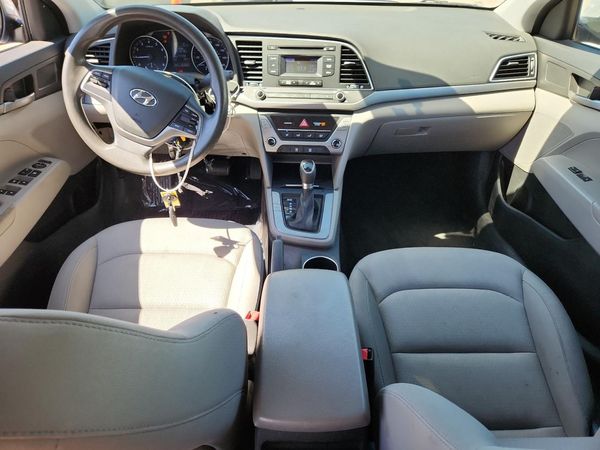 2017 HYUNDAI ELANTRA SE Base