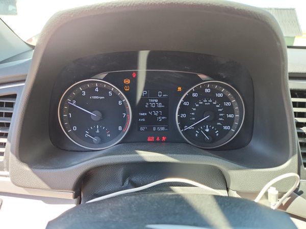 2017 HYUNDAI ELANTRA SE Base