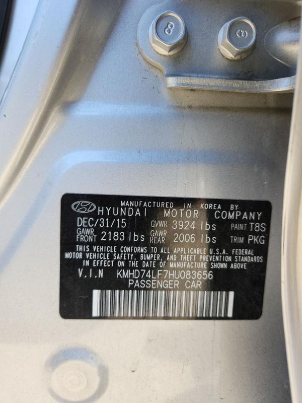 2017 HYUNDAI ELANTRA SE Base