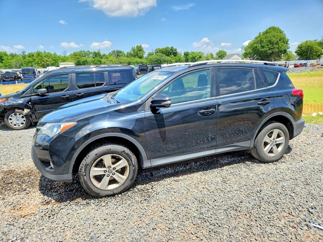 2015 TOYOTA RAV4