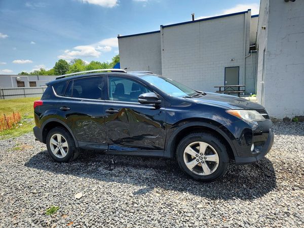 2015 TOYOTA RAV4