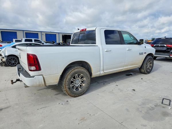 2014 RAM 1500 Sport