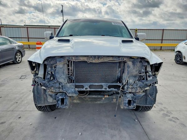 2014 RAM 1500 Sport