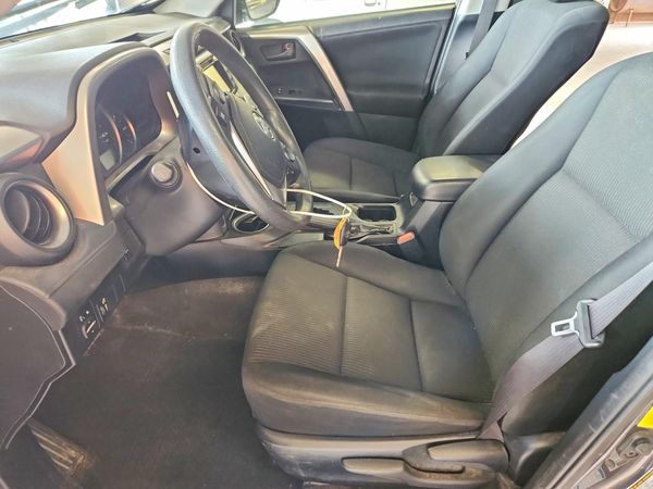 2016 TOYOTA RAV4 LE (X Grade)