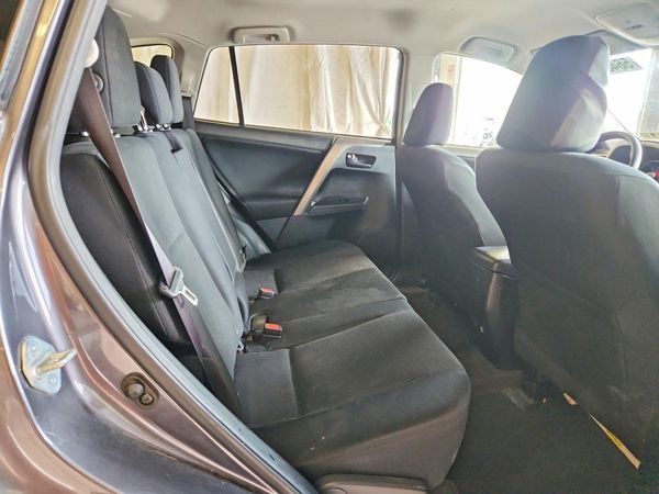 2016 TOYOTA RAV4 LE (X Grade)