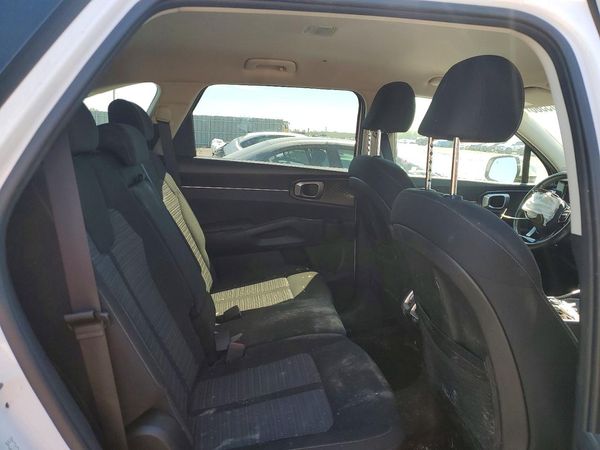 2021 KIA SORENTO LX