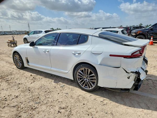 2018 KIA STINGER