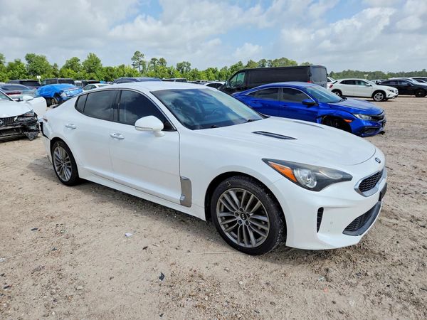 2018 KIA STINGER