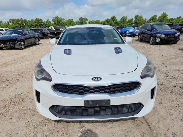 2018 KIA STINGER