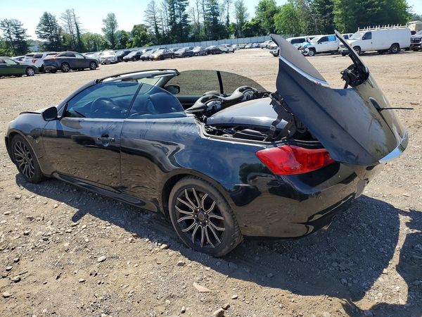 2015 INFINITI Q60 CONVERTIBLE