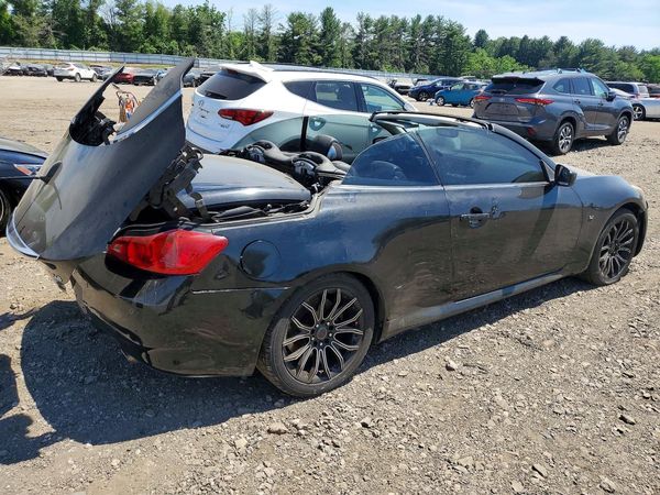 2015 INFINITI Q60 CONVERTIBLE