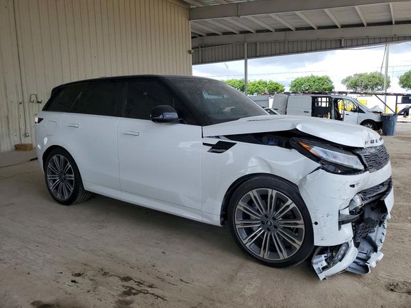 2025 LAND ROVER RANGE ROVER SPORT P400 Dynamic SE