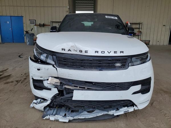 2025 LAND ROVER RANGE ROVER SPORT P400 Dynamic SE