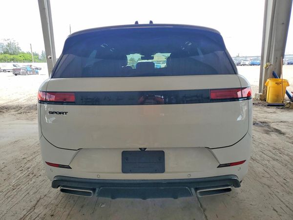 2025 LAND ROVER RANGE ROVER SPORT P400 Dynamic SE