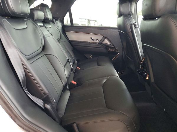 2025 LAND ROVER RANGE ROVER SPORT P400 Dynamic SE