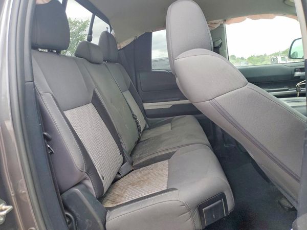 2015 TOYOTA TUNDRA SR5 Grade