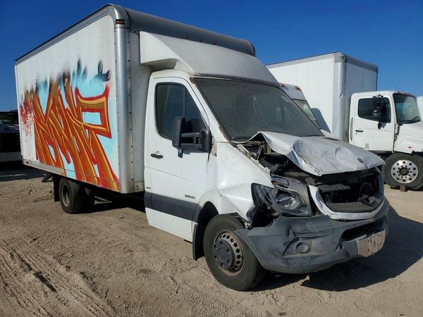 2014 MERCEDES-BENZ SPRINTER High