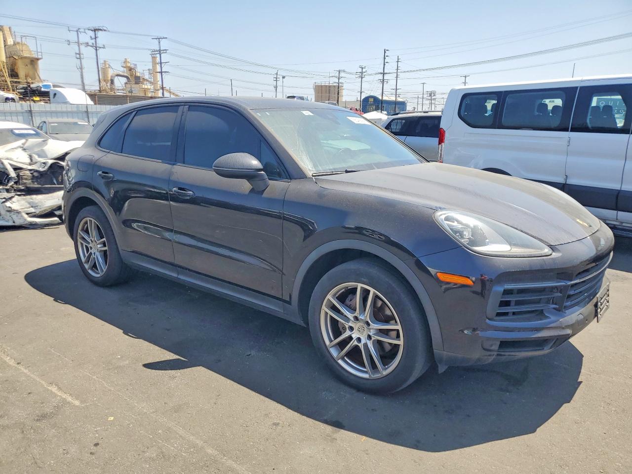 2019 PORSCHE CAYENNE