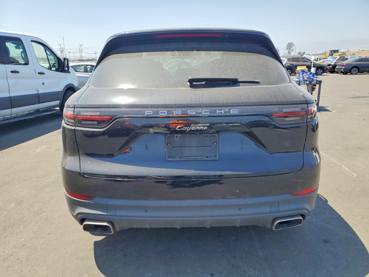 2019 PORSCHE CAYENNE